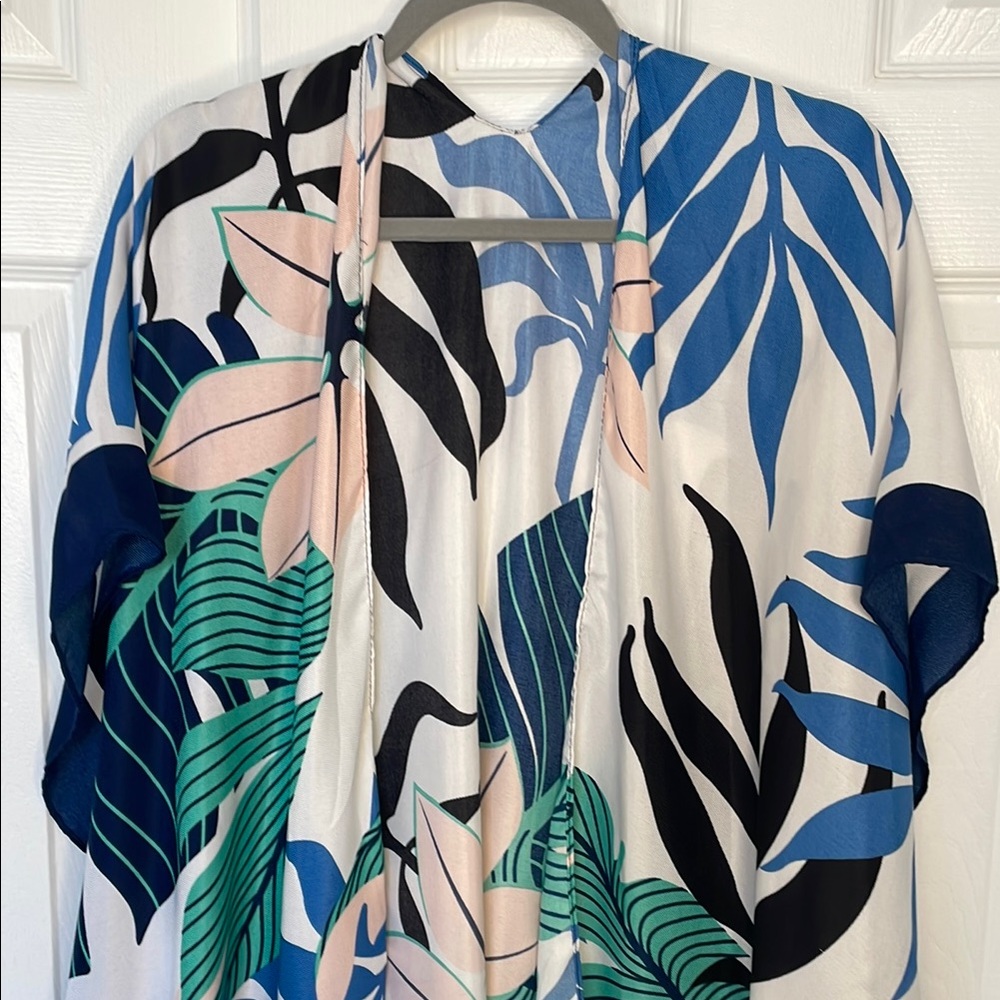 TROPICAL LIGHT FLORAL MULTI COLORED KIMONO SWIMSUIT COVERUP WITH TASSELS OS NWT